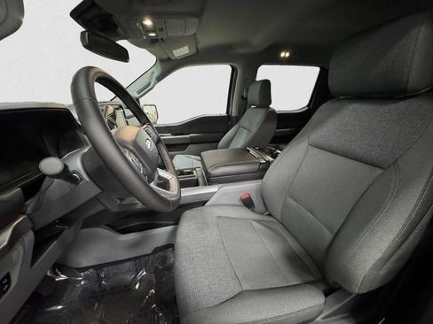 Used 2025 Ford F150 XLT w/ Equipment Group 302A MID AWD/4WD image 9