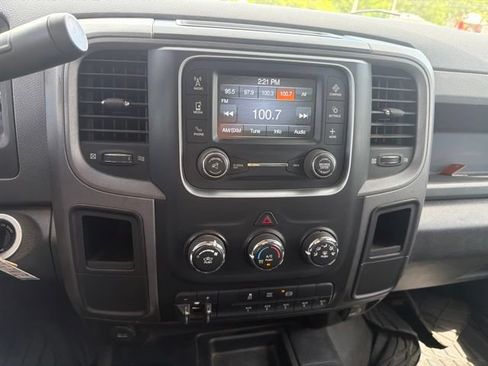 Used 2013 RAM 3500 Tradesman w/ Chrome Appearance Group AWD/4WD image 13