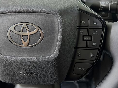 Used 2025 Toyota Prius Limited w/ Limited Premium Package image 20