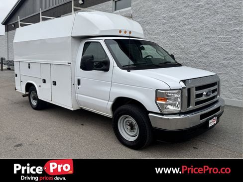 Used 2024 Ford E-350 and Econoline 350 Super Duty w/ Power Windows & Locks Group image 1