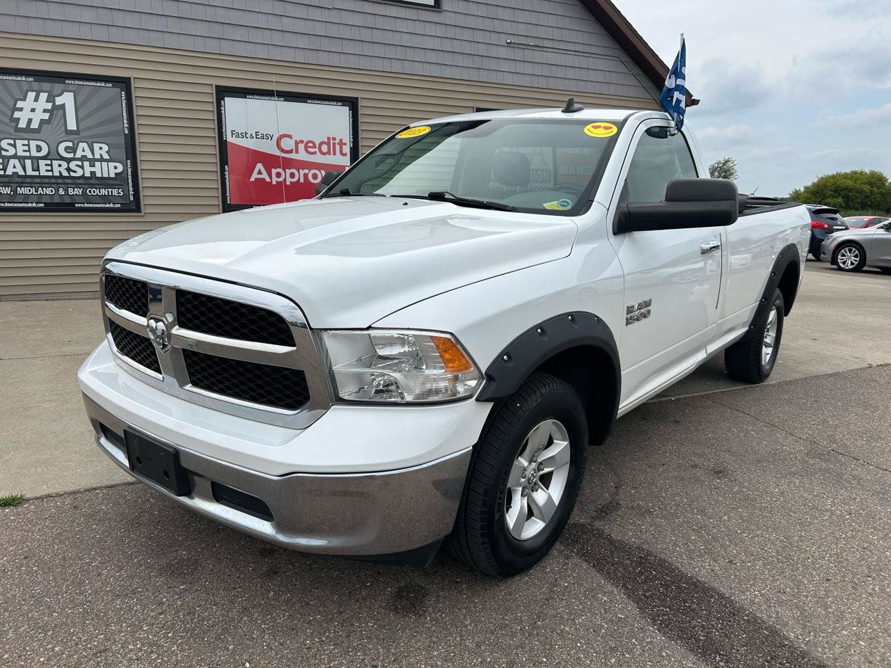 Used 2013 RAM 1500 Classic SLT AWD/4WD image 1