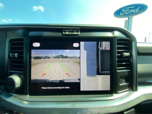 Used 2026 Ford F250 Platinum w/ FX4 Off-Road Package AWD/4WD image 49