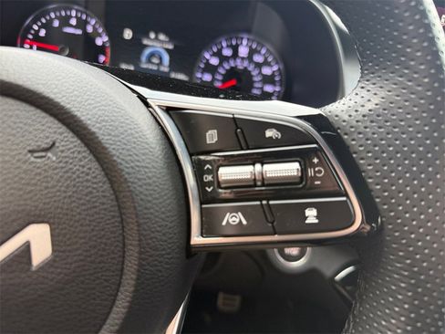 Certified 2023 Kia Forte GT-Line w/ GT-Line Technology Package image 30