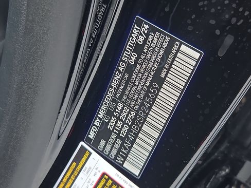 Used 2025 Mercedes-Benz C 300 4MATIC Sedan image 34