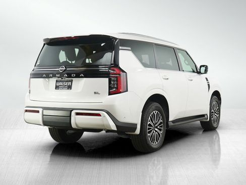 Used 2025 Nissan Armada SL AWD/4WD image 5