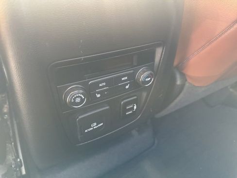 Used 2018 Buick Enclave Avenir w/ Avenir Technology Package image 13