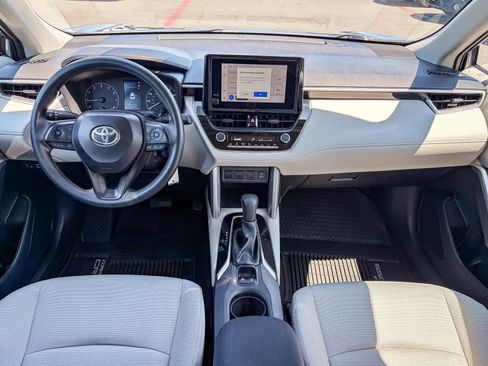 Used 2024 Toyota Corolla Cross L FWD image 9
