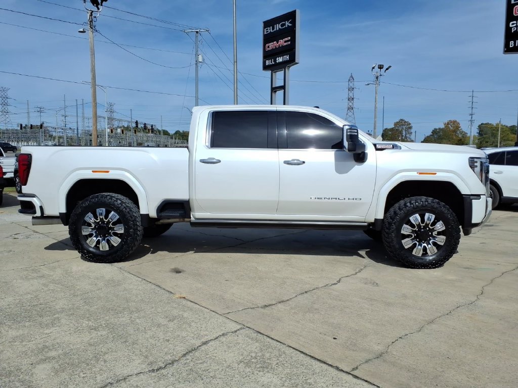 Used 2024 GMC Sierra 2500 Denali w/ Denali Reserve Package AWD/4WD image 8