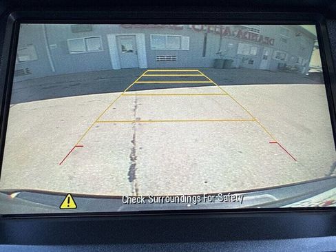 Used 2017 GMC Terrain SLT w/ Open Road Package image 25