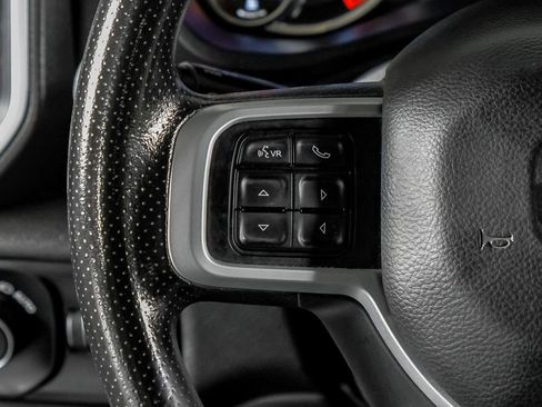 Used 2019 RAM 2500 Big Horn AWD/4WD image 18