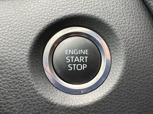 Used 2024 Toyota Corolla SE FWD image 22