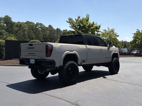 Used 2026 GMC Sierra 2500 AT4X w/ LPO, Black Badging Package AWD/4WD image 3