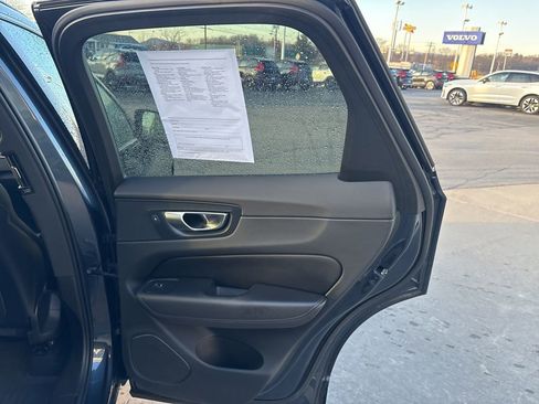 Certified 2023 Volvo XC60 B5 Plus w/ Protection Package Premier image 35