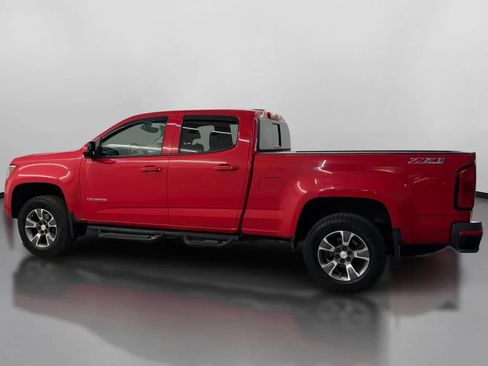 Used 2017 Chevrolet Colorado Z71 AWD/4WD image 3