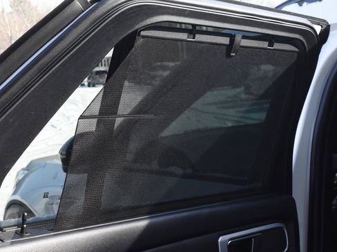 Used 2022 Ford Explorer ST image 21