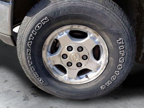 Used 2000 Chevrolet Silverado 1500 LS w/ Off-Road Chassis Pkg image 14