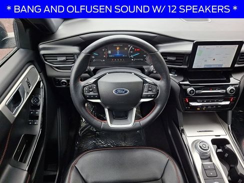 Certified 2023 Ford Explorer ST-Line w/ Class IV Trailer Tow Package image 13