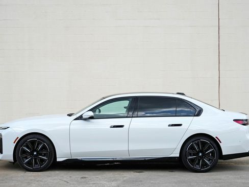Used 2023 BMW 740i RWD image 51