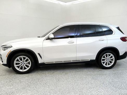 Used 2023 BMW X5 xDrive40i w/ Premium Package AWD/4WD image 4