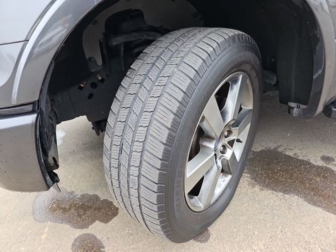 Used 2015 Ford F150 Lariat w/ Equipment Group 502A Luxury image 28