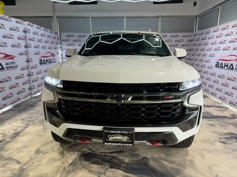 Used 2021 Chevrolet Suburban Z71 w/ Luxury Package AWD/4WD image 3