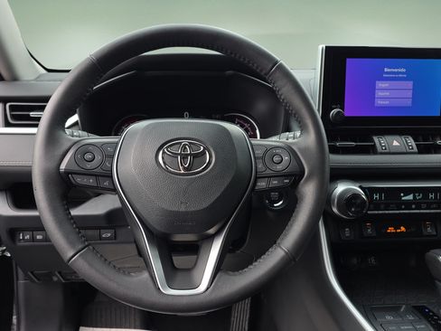 Used 2023 Toyota RAV4 XLE Premium AWD/4WD image 21