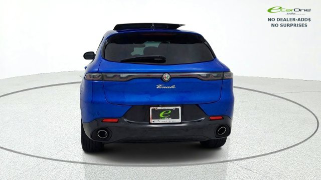 Used 2024 Alfa Romeo Tonale Veloce w/ Active Assist Package AWD/4WD image 7