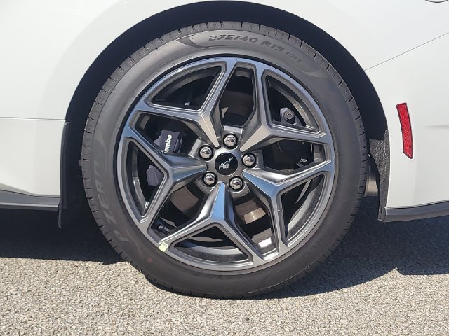 New 2026 Ford Mustang GT w/ GT Performance Package RWD image 8