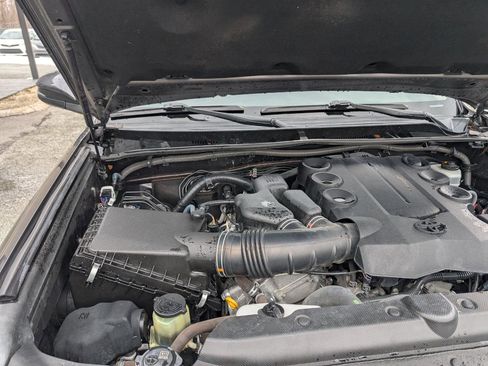 Used 2016 Toyota 4Runner Limited image 27