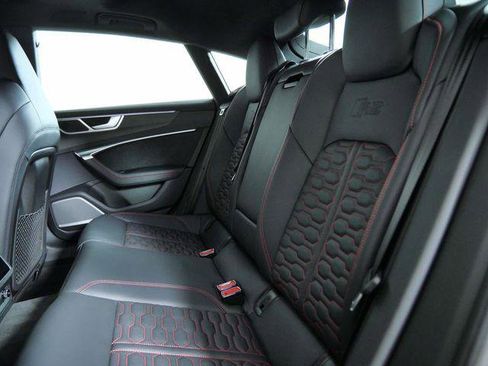 Used 2024 Audi RS 7 Performance AWD/4WD image 18