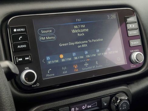 Used 2021 Nissan Kicks SR w/ SR Premium Package image 20