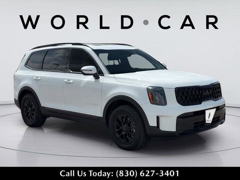 Used 2025 Kia Telluride AWD image 1