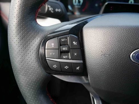 Used 2025 Ford Explorer ST-Line image 40