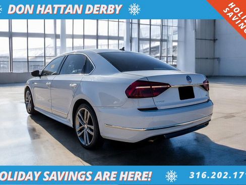 Used 2017 Volkswagen Passat 1.8T R-Line image 21