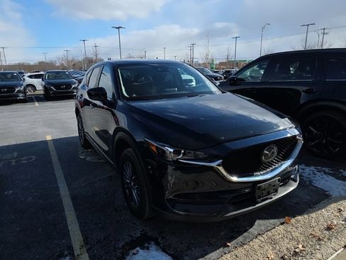 Used 2020 MAZDA CX-5 Touring image 4