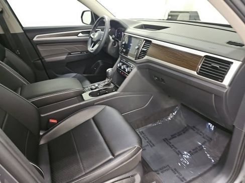 Used 2023 Volkswagen Atlas SE AWD/4WD image 39