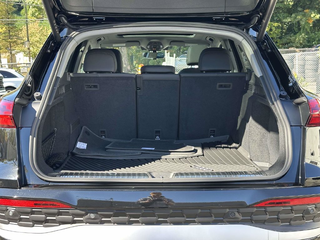 New 2026 Audi Q5 Premium AWD/4WD image 32