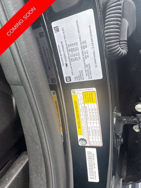Used 2023 GMC Yukon Denali Ultimate AWD/4WD image 4