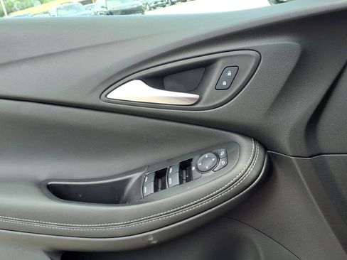 Used 2023 Buick Encore GX Select w/ Sport Touring Package FWD image 24