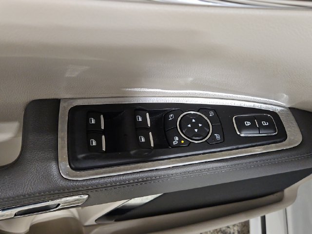 Used 2018 Lincoln Continental Reserve w/ Continental Climate Package AWD/4WD image 11