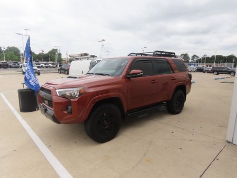 Used 2024 Toyota 4Runner TRD Pro AWD/4WD image 2