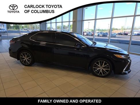 Used 2023 Toyota Camry XLE w/ Navigation Package FWD image 5