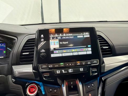 Used 2024 Honda Odyssey Elite image 31