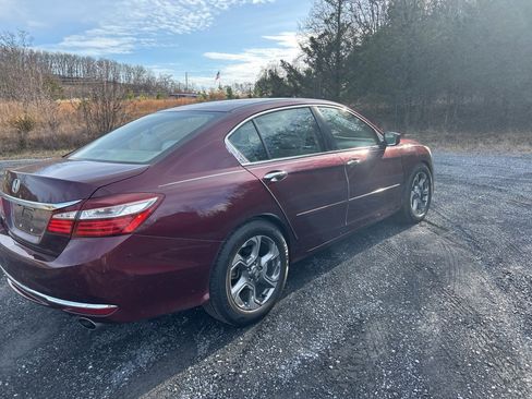 Used 2016 Honda Accord LX image 2