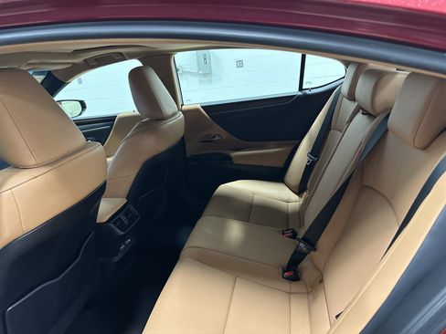 Used 2023 Lexus ES 350 w/ Premium Package image 31