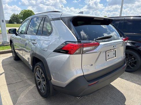 Certified 2023 Toyota RAV4 XLE Premium AWD/4WD image 6