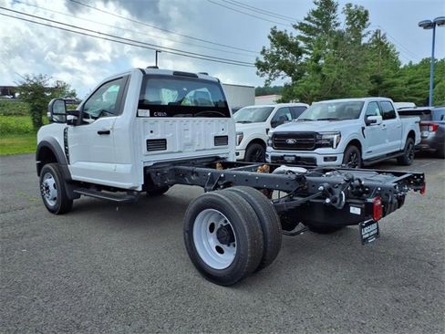 New 2025 Ford F550 4x4 Regular Cab Super Duty w/ XL Chrome Package image 4