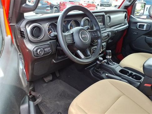 Used 2022 Jeep Wrangler Unlimited Sport image 14