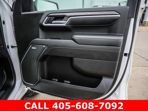 Used 2022 Chevrolet Silverado 1500 LTZ w/ LTZ Premium Package AWD/4WD image 20