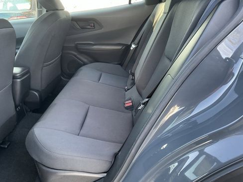 Used 2023 Toyota Prius LE image 12